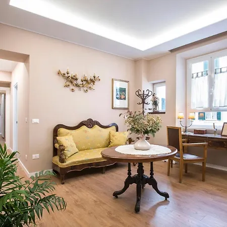 Elegante Grande Con 4 Stanze - Vaticano E Centro * Roma