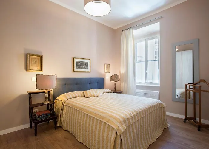 Elegante Grande Con 4 Stanze - Vaticano E Centro Apartamento